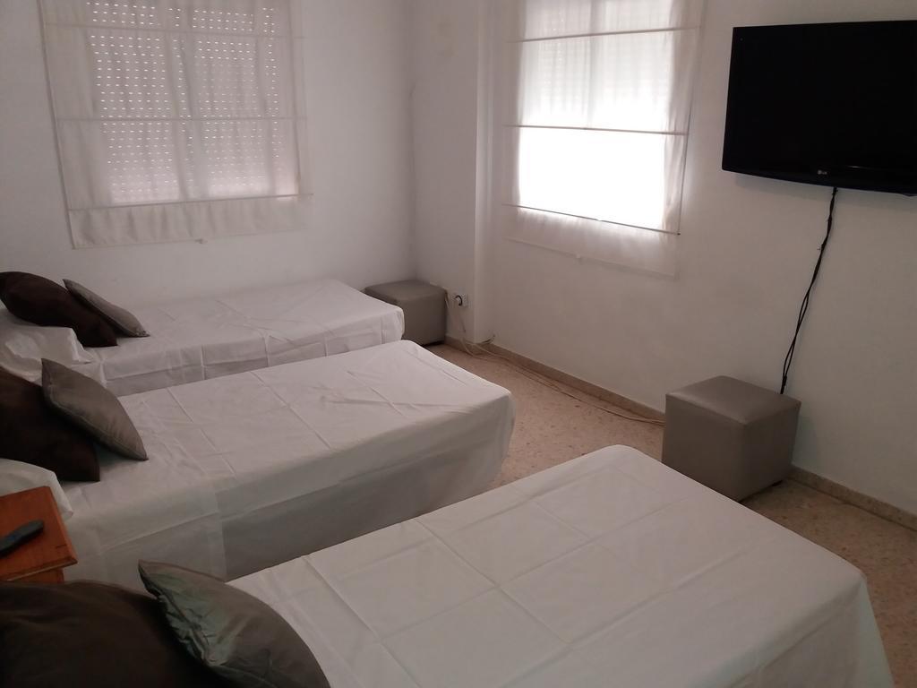Hostal Gonzalez マルベーリャ エクステリア 写真