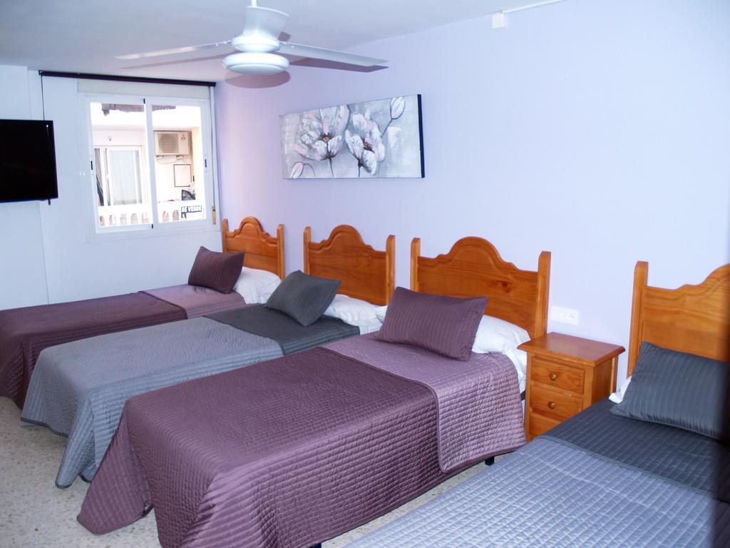 Hostal Gonzalez マルベーリャ エクステリア 写真