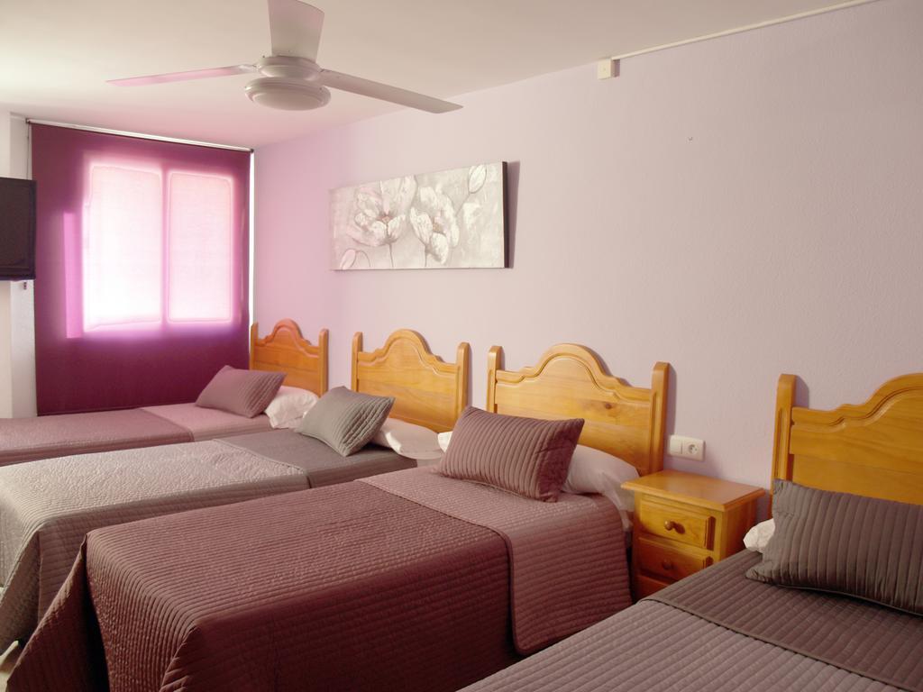 Hostal Gonzalez マルベーリャ エクステリア 写真